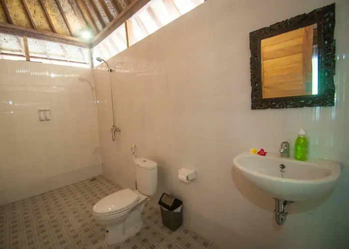 Ruji Ananta 3*